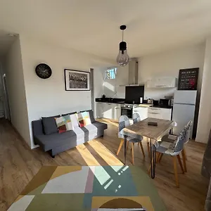 Appartement Le Madargue Idealement Place, Châtel-Guyon